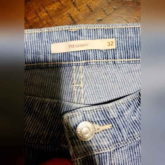 Levi striped jeans - Picture 2 of 7
